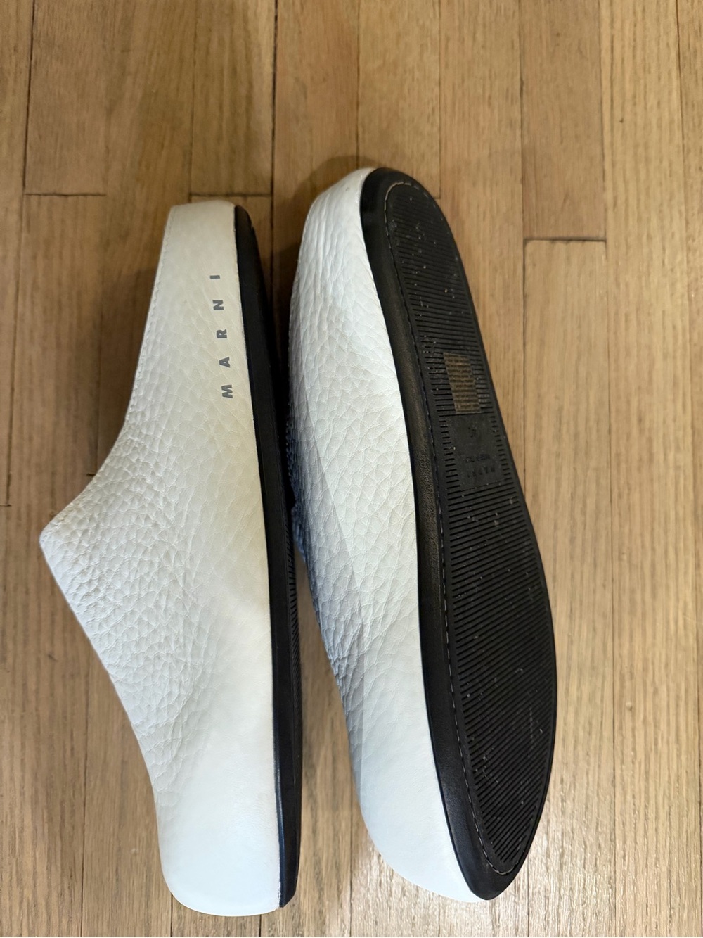 Marni Cream Textured Leather Slip-On Mules - Picture 3 of 5